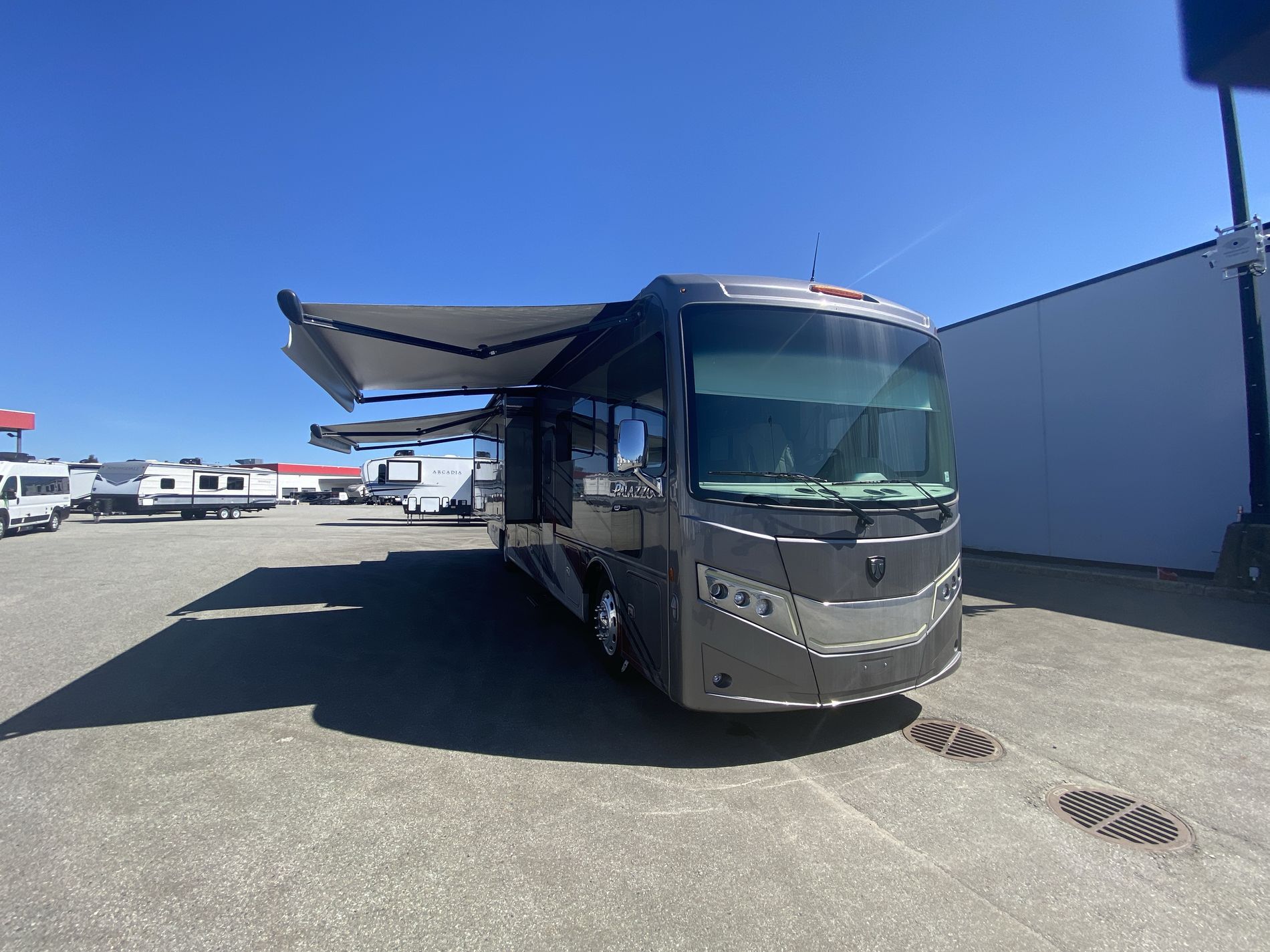 2023 THOR MOTOR COACH PALAZZO 37.4